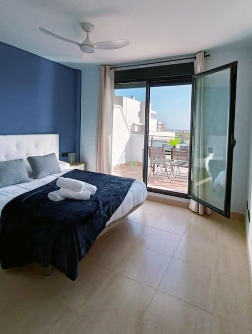 Apto Toyo Gran Terraza Y Vistas, 2hab, Piscina Y Garaje *