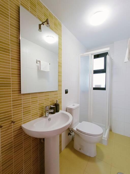 Apartament Apto Toyo Gran Terraza Y Vistas, 2hab, Piscina Y Garaje Retamar (Almeria)
